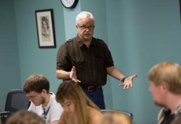 Professor Gary Heisserer teaching a class